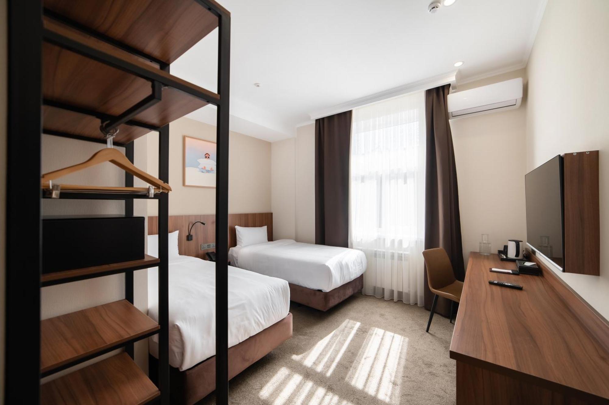 Freedom Hotel Μπισκέκ Εξωτερικό φωτογραφία