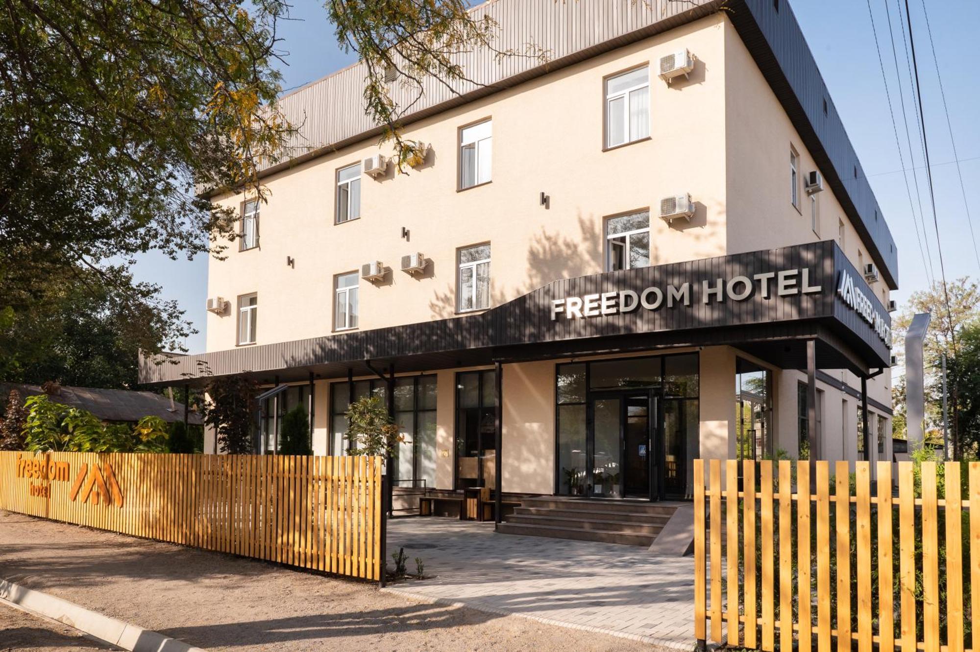 Freedom Hotel Μπισκέκ Εξωτερικό φωτογραφία
